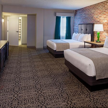 Holiday Inn Hotel French Quarter-Chateau Lemoyne By Ihg New Orleans Exterior foto