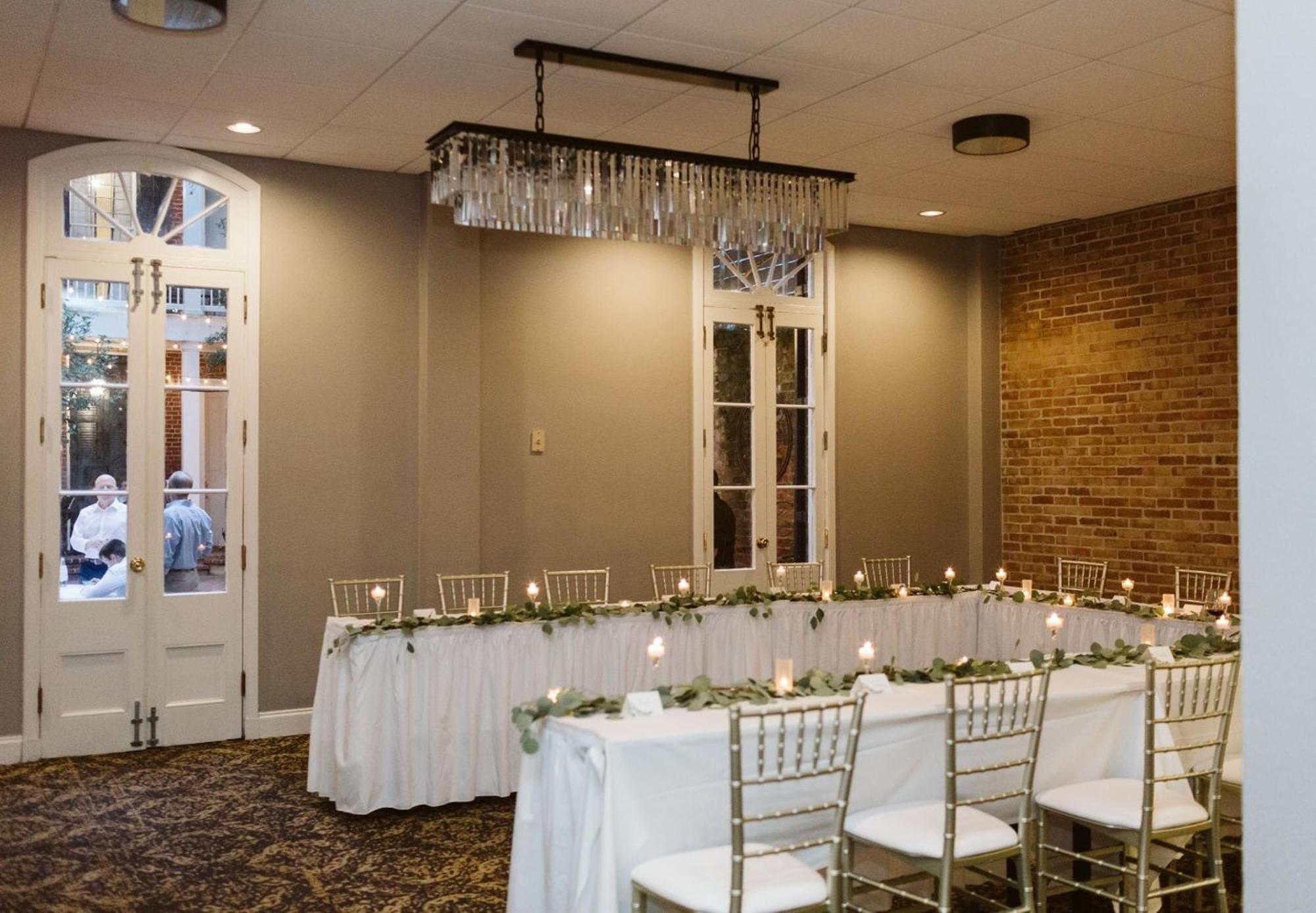 Holiday Inn Hotel French Quarter-Chateau Lemoyne By Ihg New Orleans Exterior foto